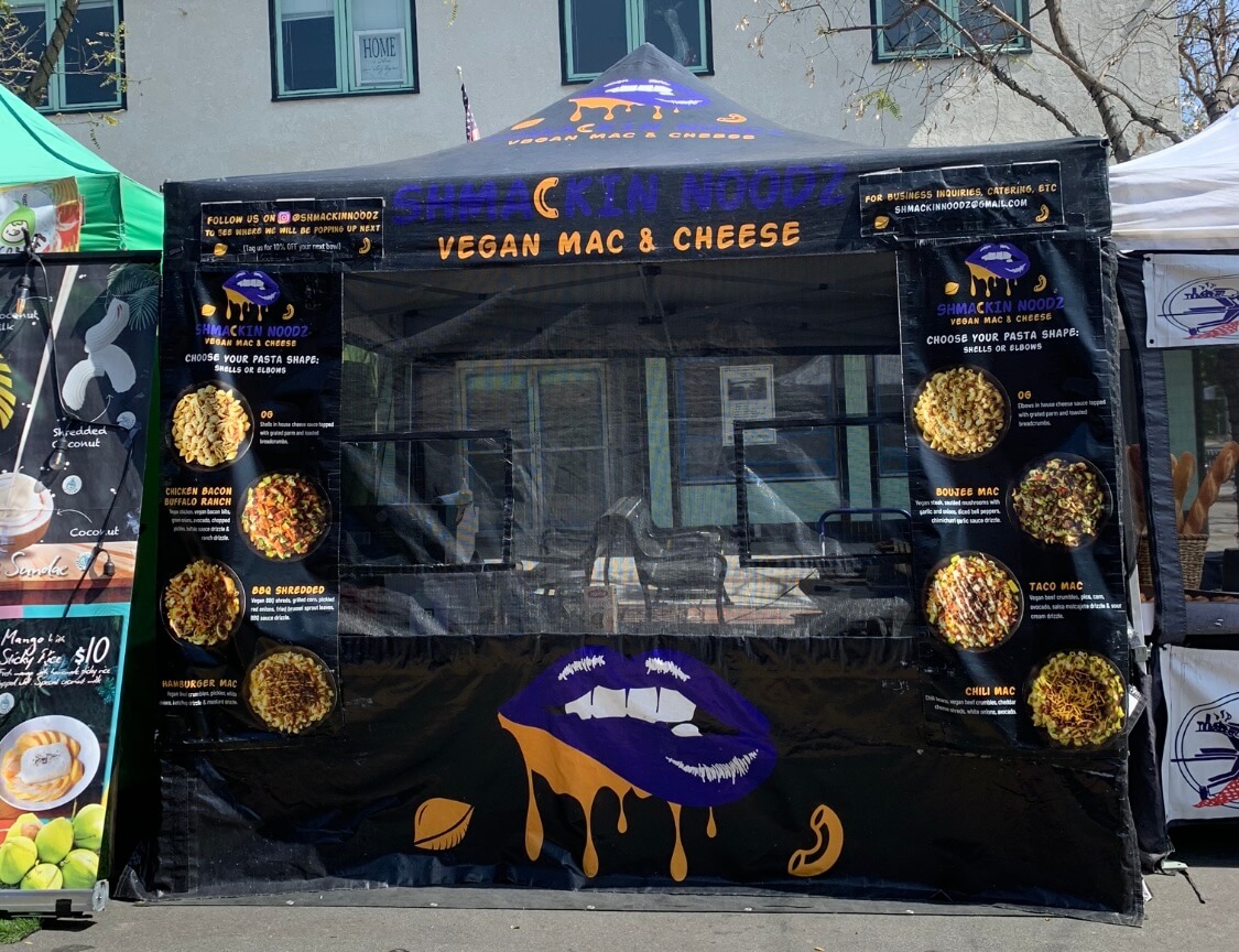 The Shmackin Noodz food truck.